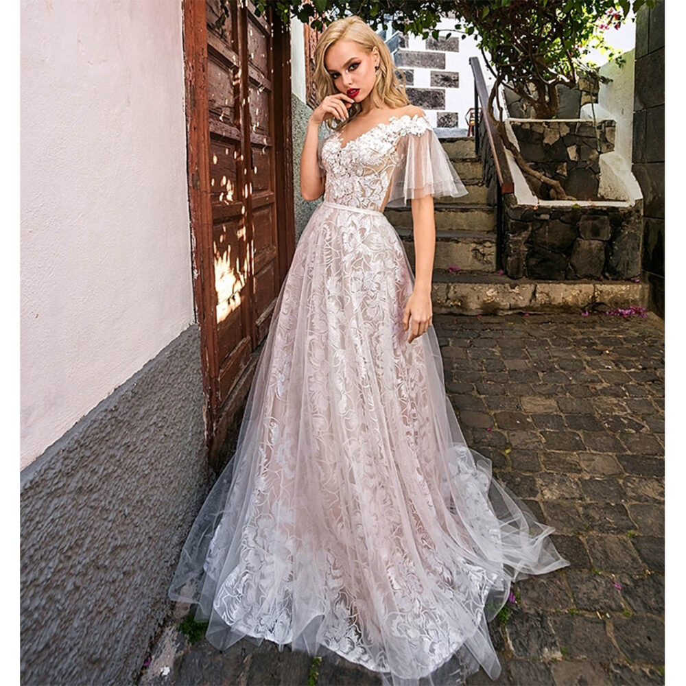 Ρομαντικό Νυφικό Φόρεμα Δαντέλα Α Γραμμής Φούστα Με Διαφάνεια Σε Μπούστο