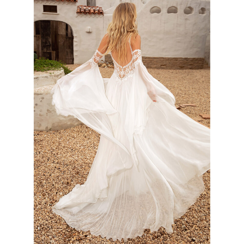Νυφικό Φόρεμα Boho Με Μεταξωτή Μουσελίνα Αέρινο Και Λεπτές Τιράντες-5947