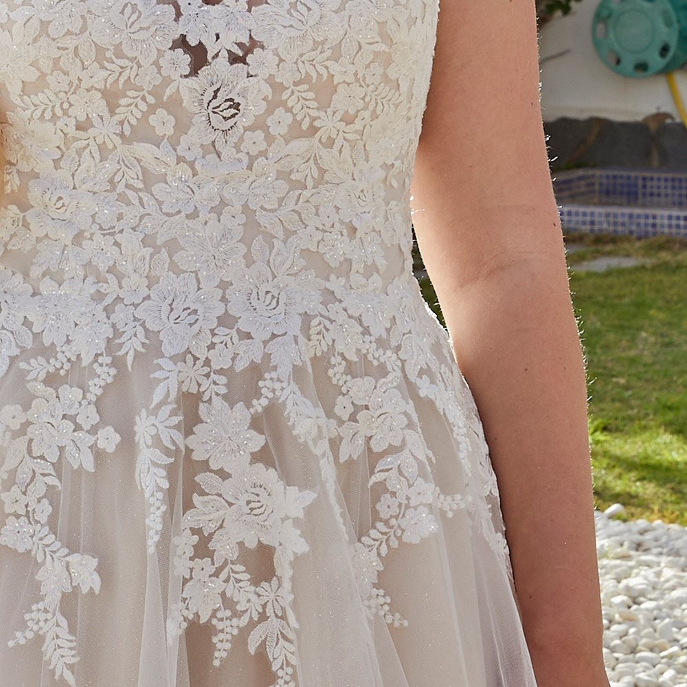 Νυφικό Φόρεμα Δαντέλα Α Γραμμή Τούλινο - 6034
